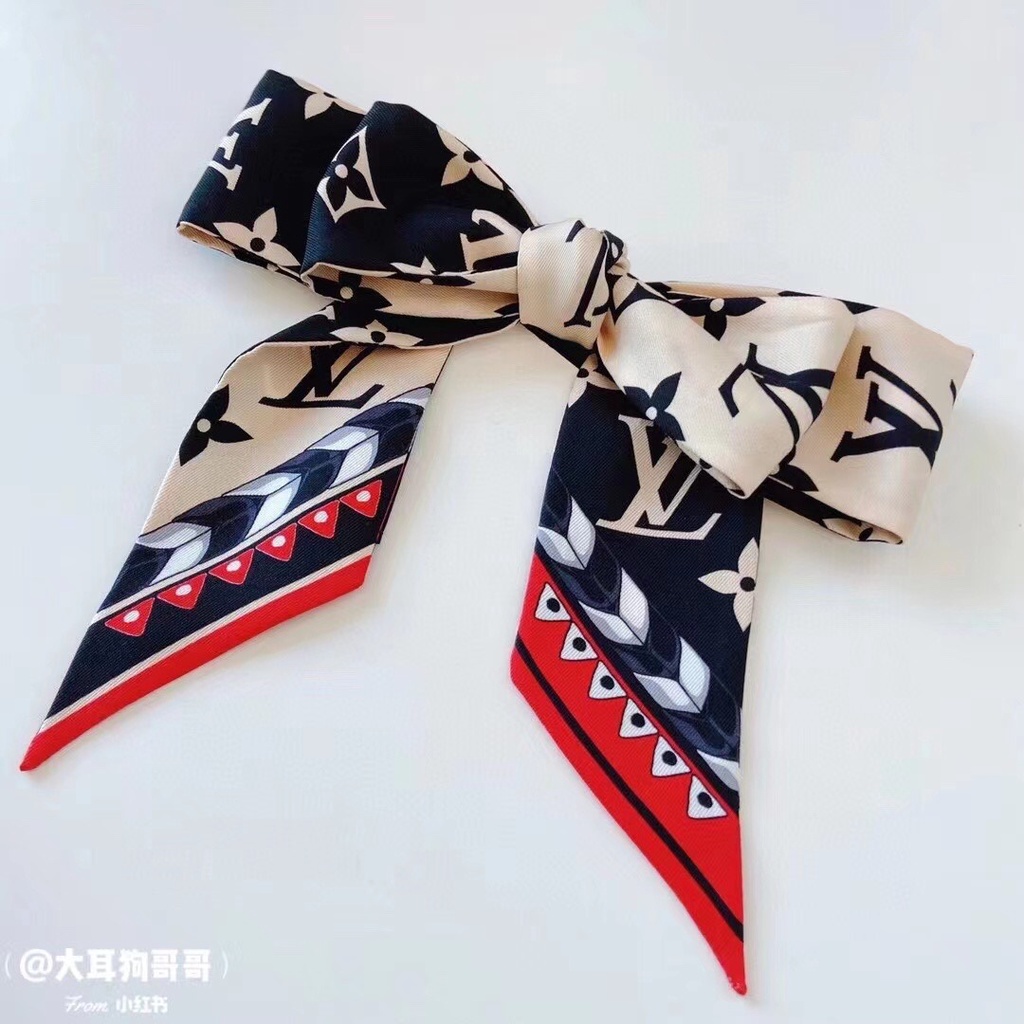 Khăn Quàng Cổ / Khăn Tay / Túi Xách Bằng Lụa Họa Tiết Chữ Màu Đen Thời Trang Cho Nữ