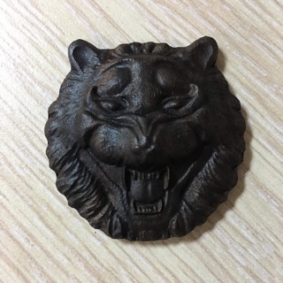 Mặt dây chuyền hình hổ