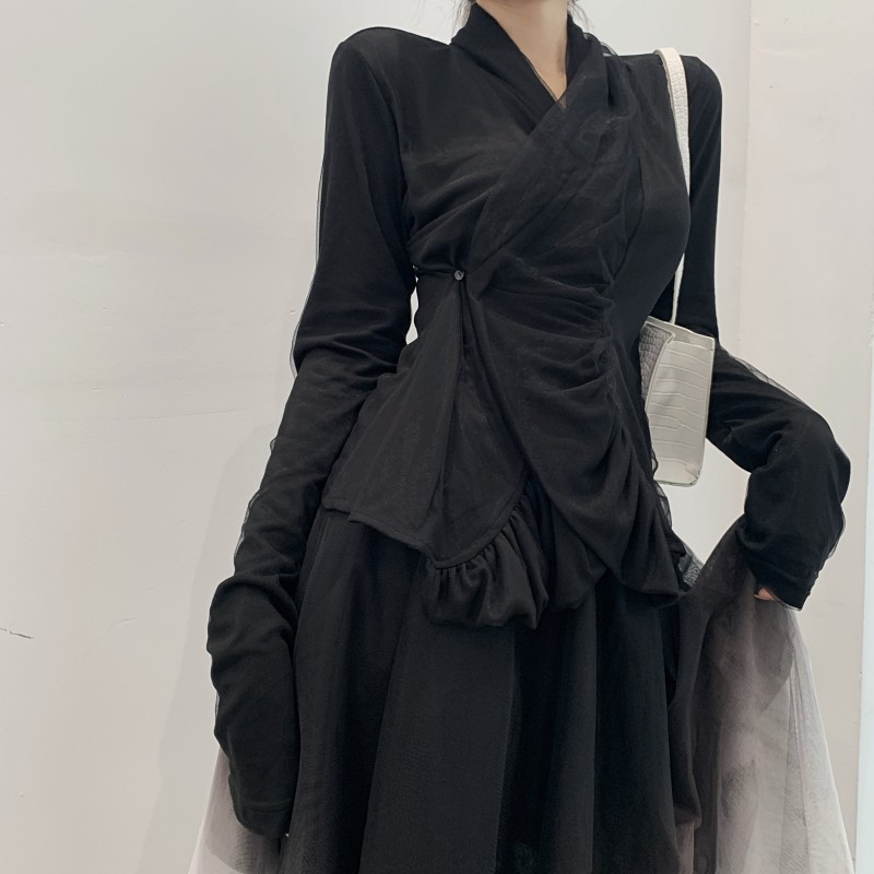 Set áo thun đen vạt chéo phối váy lưới loang màu cá tính (có hình thật)