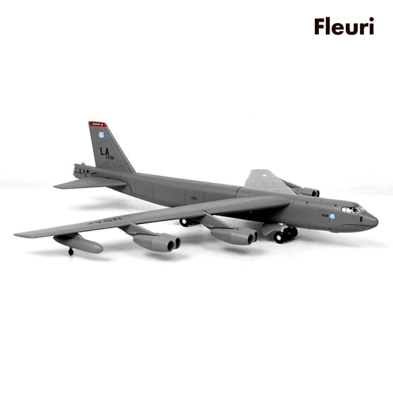 Mô Hình Máy Bay Bomber Mỹ B-52 Bằng Hợp Kim Tỉ Lệ 1 / 200
