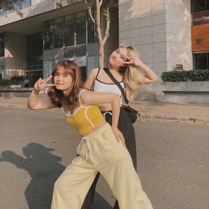 ÁO 2 DÂY CROPTOP SỌC VIỀN CHẤT LEN TĂM KIỂU DÁNG ÁO CROPTOP 2 DÂY ULZZANG NHIỀU MÀU HOT HIT | BigBuy360 - bigbuy360.vn