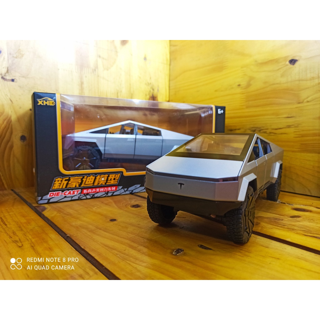 Mô Hình Xe Tesla Cybertruck 1:24 ô tô Cyber truck 1/24 khung xe bằng hợp kim, xe mở 2 cửa, cốp trước sau, có đánh lái