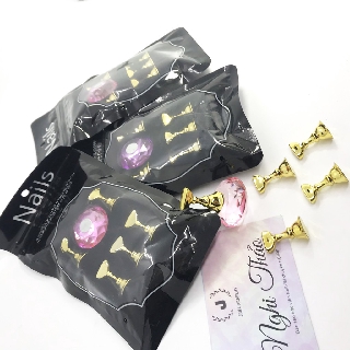 Chân đế kim cương gắn móng giả 5 đế