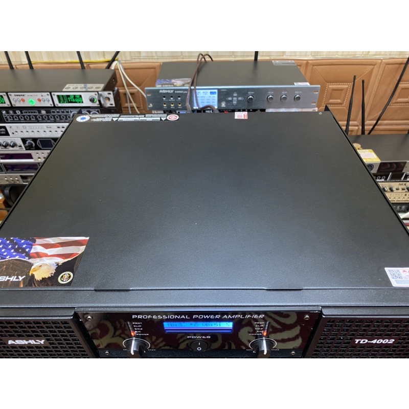 Đẩy công suất 2 kênh ASHLY TD4002 Chính hãng cao cấp.New 2021 công nghệ USA