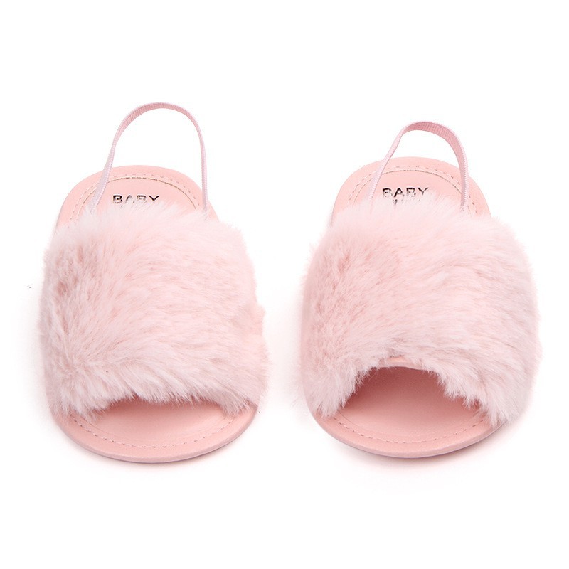 Giày sandal phối lông mềm mại cho bé