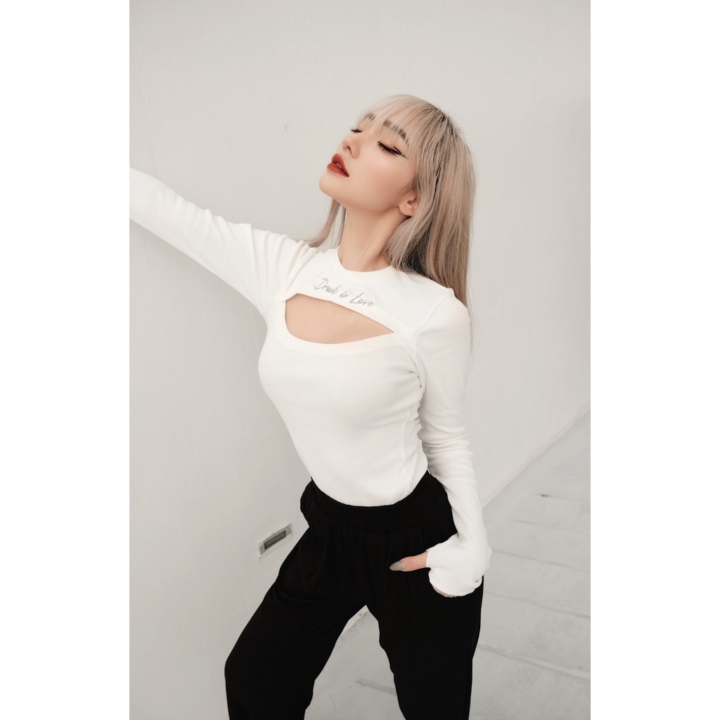 Áo trắng dài tay - Drunk in love white croptop