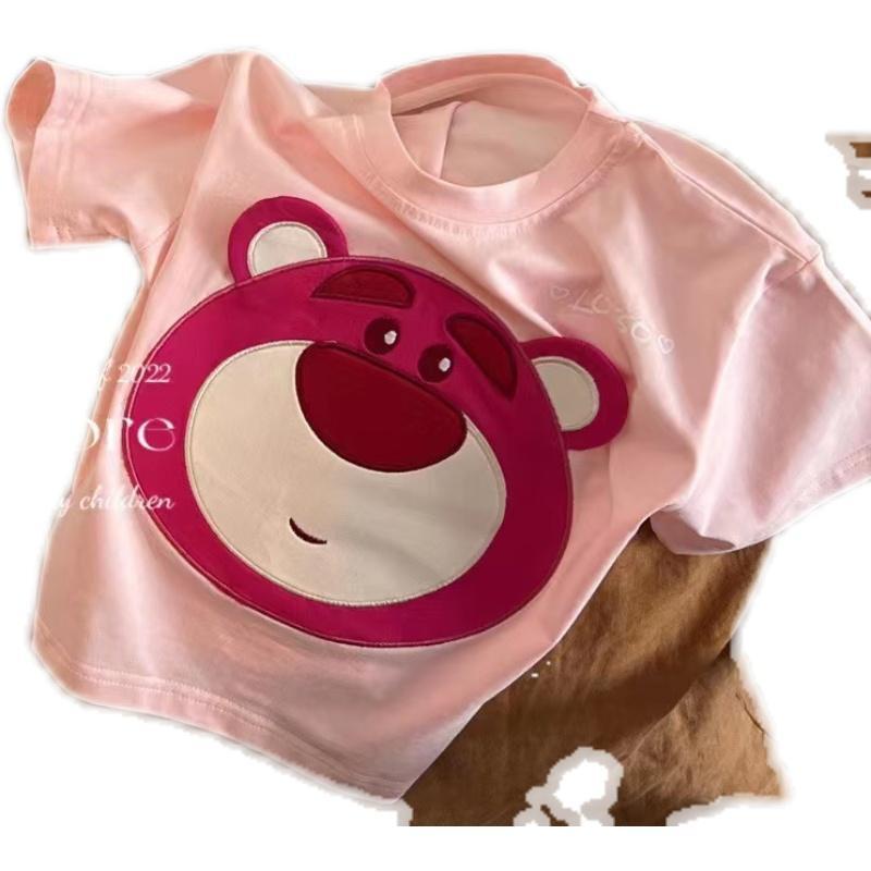 Áo Thun cotton Tay Ngắn In Họa Tiết Hoạt Hình Gấu Và Dâu Tây Màu Hồng Thời Trang Mùa Hè 2022 Cho Bé Trai Và Gái