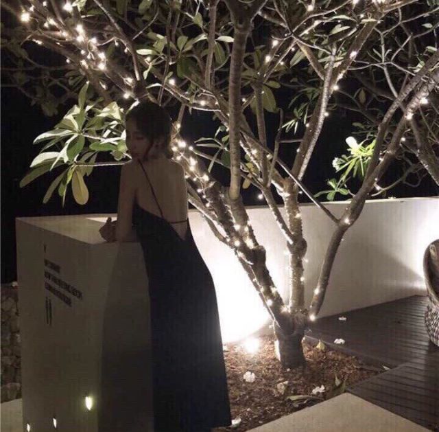 Đầm maxi hở lưng cổ V (có ảnh thật) | BigBuy360 - bigbuy360.vn