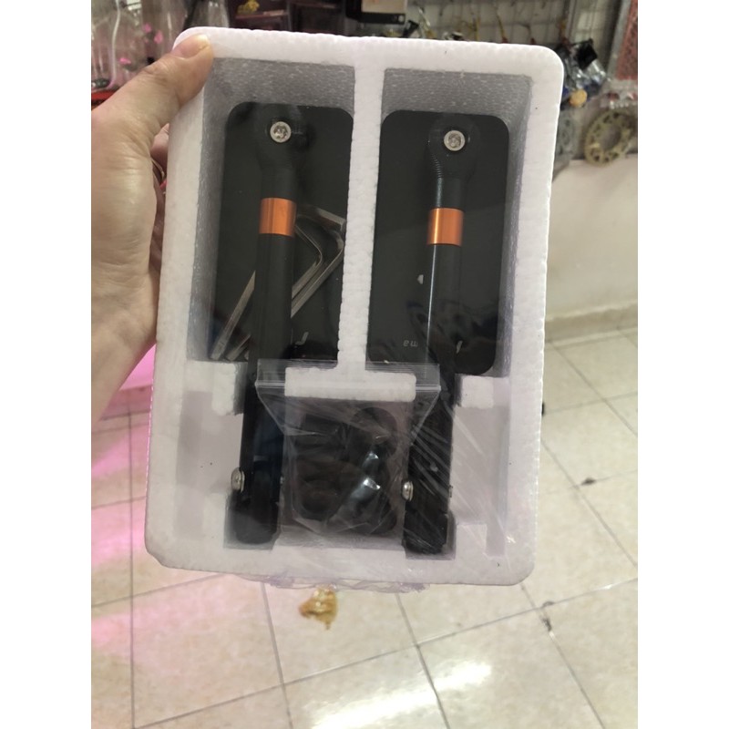 KIẾNG VUÔNG IPHONE RIZOMA GIÁ LẺ 1 CÂY SIÊU RẺ