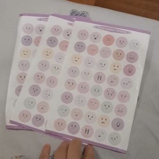 Sticker cảm xúc