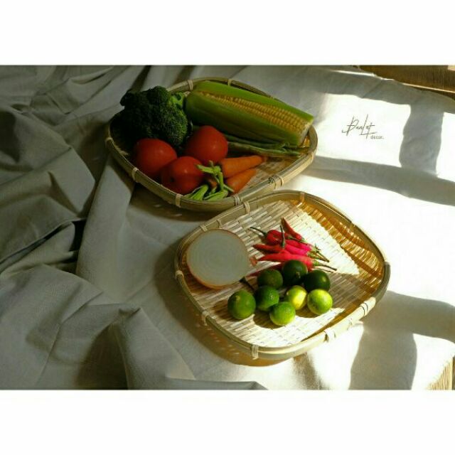 Mẹt tre trắng hình vuông