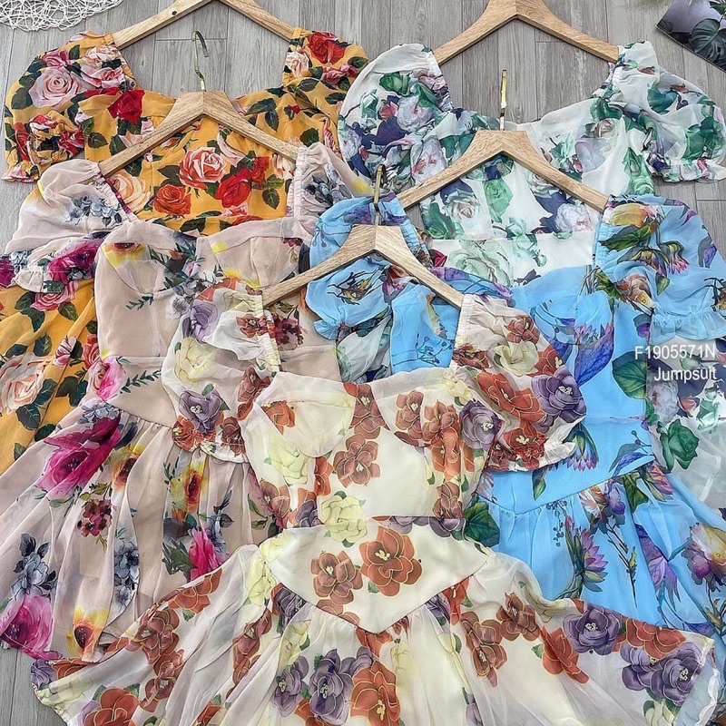 Jumpsuits hoa cúp ngực