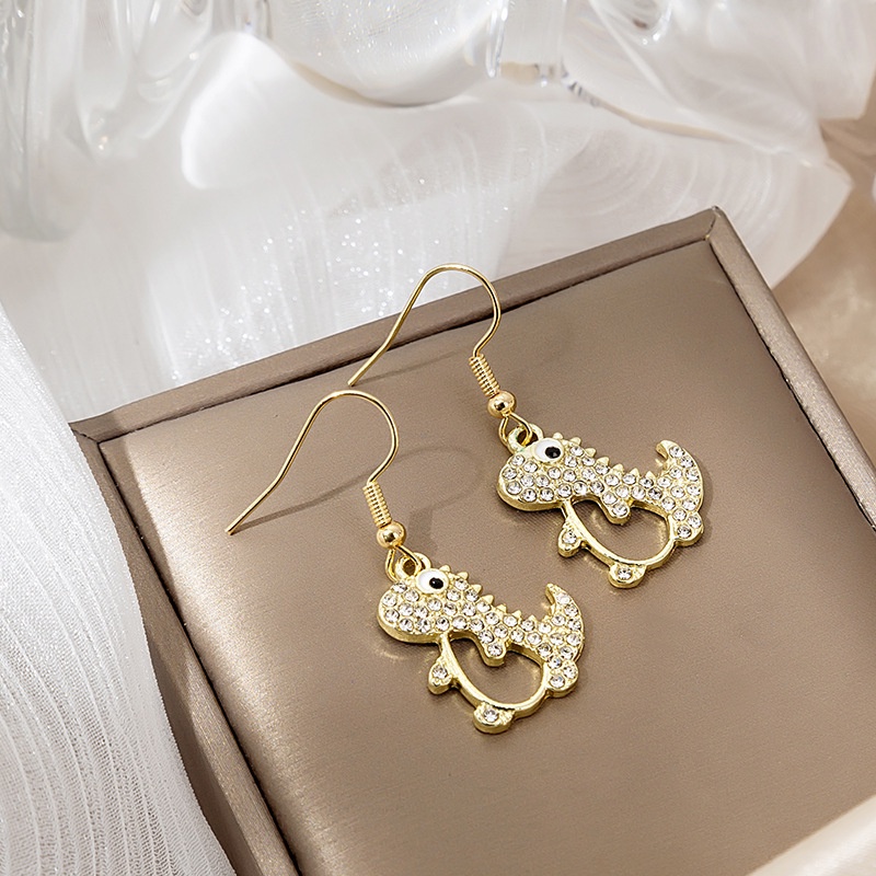 Hoa tai trứng ốp la động vật ba chiều vui nhộn dễ thương xúc xắc bóng rổ sáng tạo đại dương sao cá vàng hoa tai khoai tây chiên