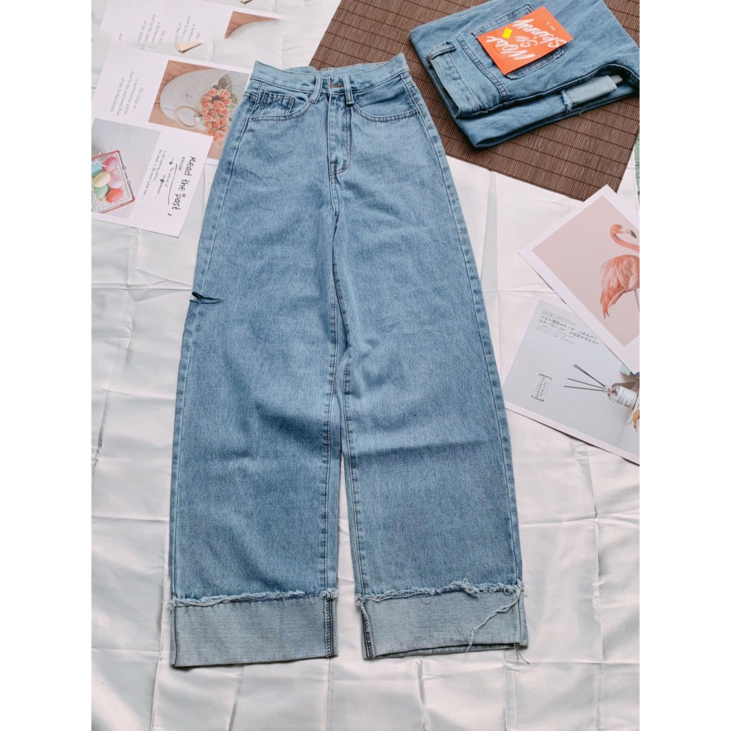 Quần Jeans Nữ Ống Suông Rộng Gập Gấu Chất Bò Phối Rách Hông Màu Xanh Nhạt - 426