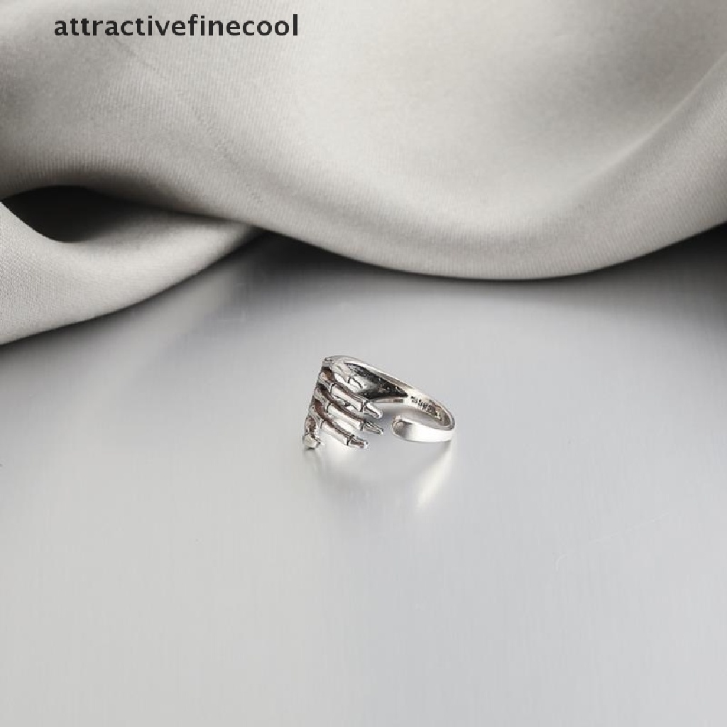 Nhẫn Đeo Tay Hình Bộ Xương Phong Cách Hip Hop Cá Tính Cho Nam Và Nữ