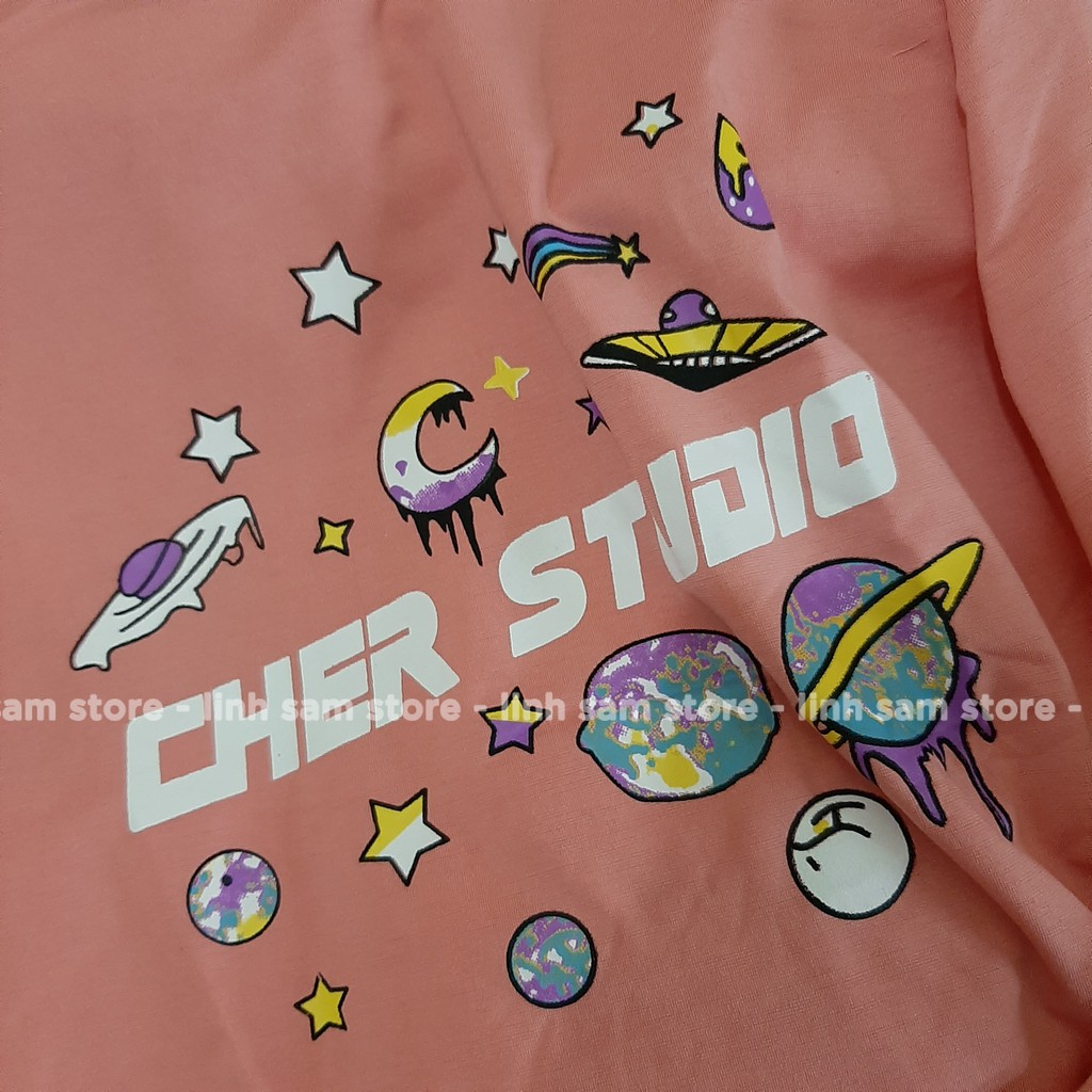 Áo thun tay lỡ nữ freesize phông form rộng dáng Unisex, mặc lớp, nhóm, cặp in chữ CHER STUDIO màu hồng | BigBuy360 - bigbuy360.vn