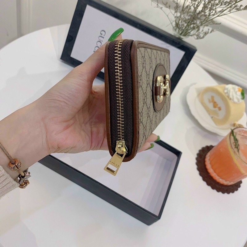 Ví cầm tay GUCCI WOO khoá kéo full box