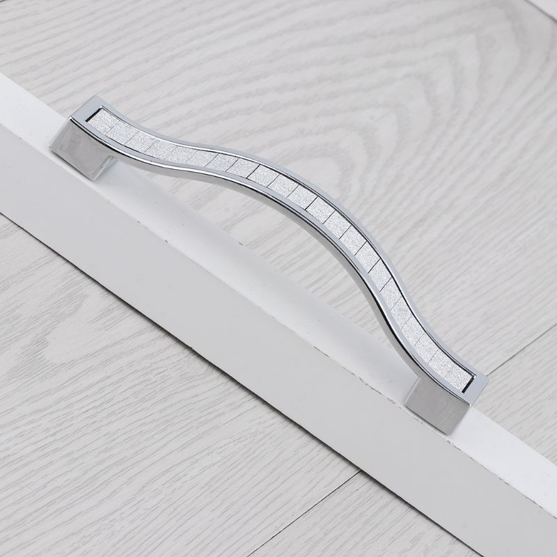 Tay Cầm Ngăn Kéo Tủ Bếp Tiện Dụng