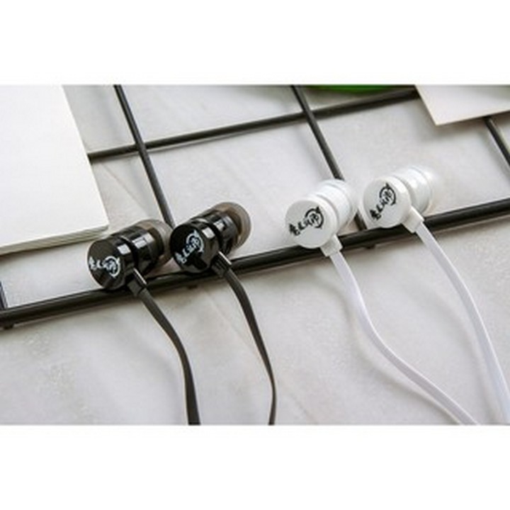 Máy nghe nhạc Ma đạo tổ sư v2 MP3 cầm tay mini tặng tai nghe cắm dây có mic và dây sạc nhỏ gọn tiện lợi thời trang