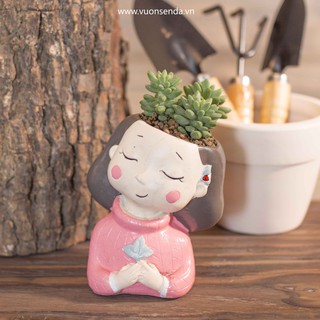 Chậu cô gái áo hồng (nhựa cứng)