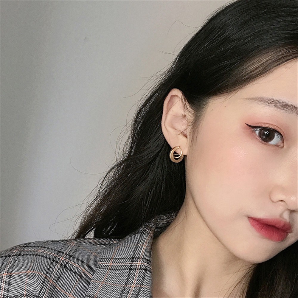 Khuyên tai hình tròn thời trang Hàn Quốc