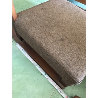 khách đặt ghế gỗ tự nhiên (ghế thấp ngồi bàn trà )