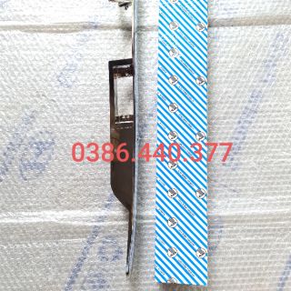 Nẹp cốp sau Innova 05-12  (Mạ Crom) OEM