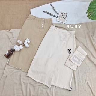 CHÂN VÁY LINEN DÀI KHUY LỆCH
