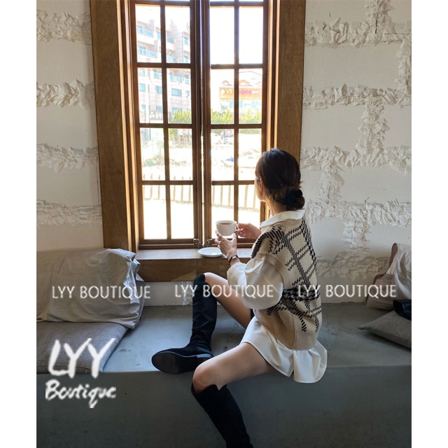 Áo gile nữ cổ V họa tiết kẻ siêu xinh dáng dài rộng chất đẹp Quảng Châu LYY BOUTIQUE | BigBuy360 - bigbuy360.vn