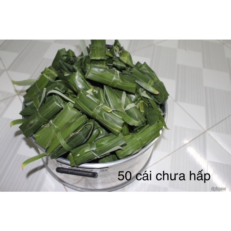 50 Cái bánh bột lọc nhân tôm gói lá chuối chưa hấp chín ở quận Tân Phú