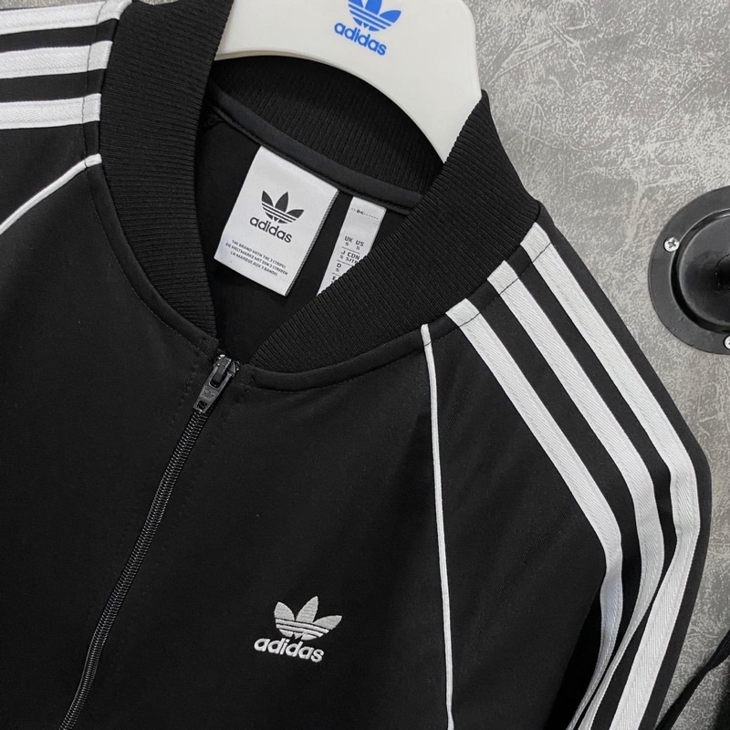 Bộ Quần Áo Thể Thao Unisex Nam Nữ Adidas SST Track Jacket - Màu Đen