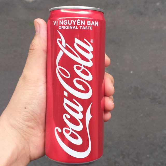 Nước giải khát có gas Coca-Cola (320ml/lon)
