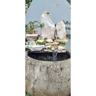 Hòn non bộ có thác nước