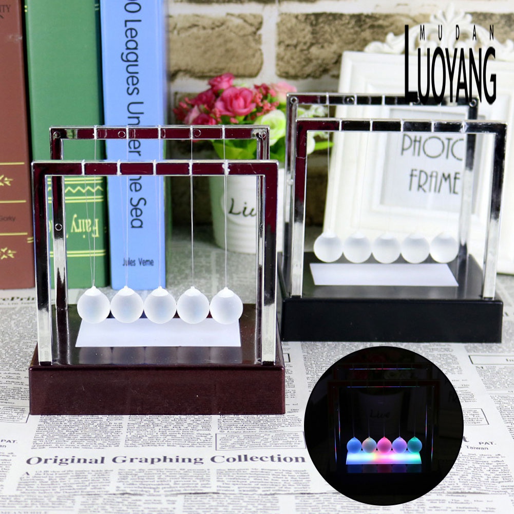 Con Lắc Newton Cân Bằng Có Đèn LED Phát Sáng Dùng Để Trang Trí