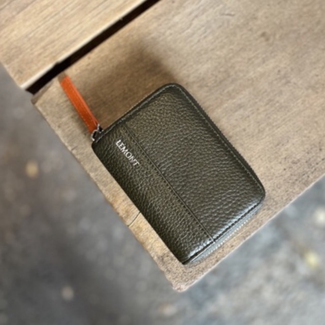 Ví da bò thật Goodie khoá kéo YKK bền mượt - Thiết kế chính hãng từ Lemont.