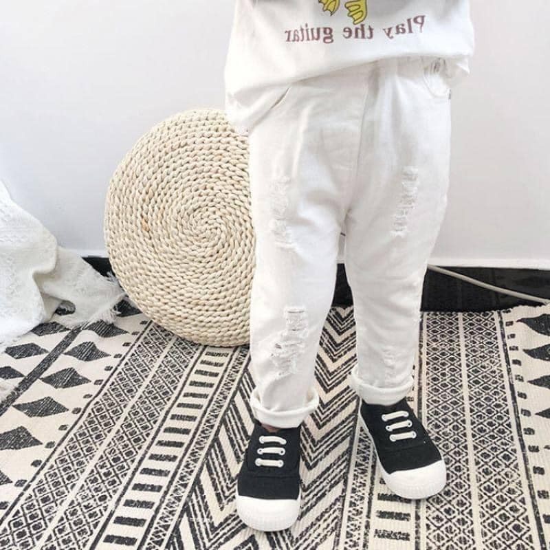 Quần kaki trắng cho bé trai