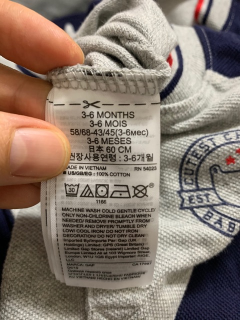 Body dài tay Baby Gap bé trai 3/6m-18/24m