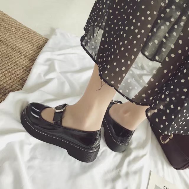 [SẴN 1 SỐ SIZE] Giày ulzzang nữ Hàn Quốc khuy trái tim FORM RỘNG ĐI LÙI SIZE | BigBuy360 - bigbuy360.vn