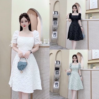 Đầm xốp hoa nổi cổ vuông đan dây tay 3 màu