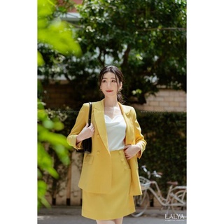 Lalya_cv116_chân váy a 3 khuy túi-vàng