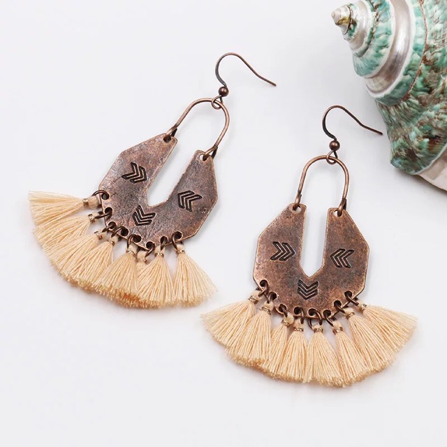 Bông tai tua rua phong cách du mục- Khăn turban