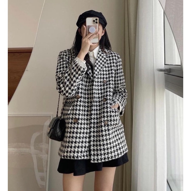 Áo khoác dạ hoạ tiết cổ vest 6 cúc hiện đại