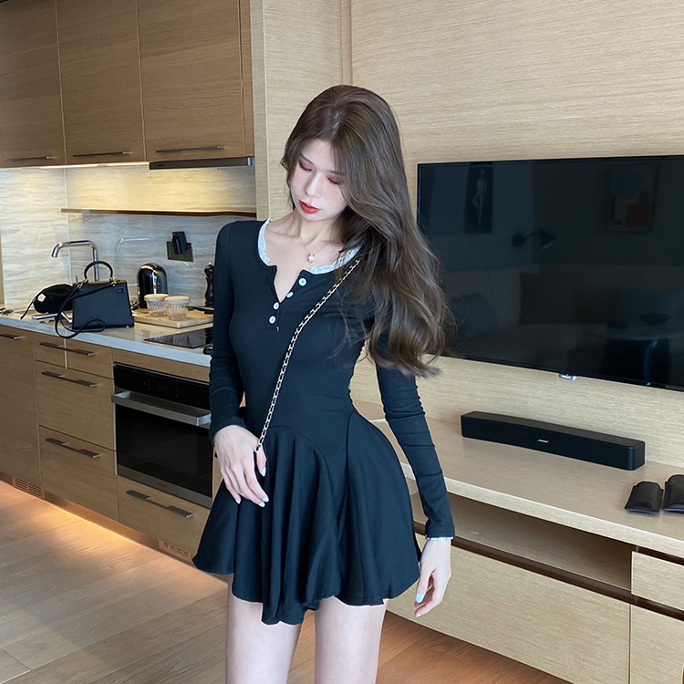 Đầm IELGY tay dài phối ren thời trang quyến rũ cho nữ