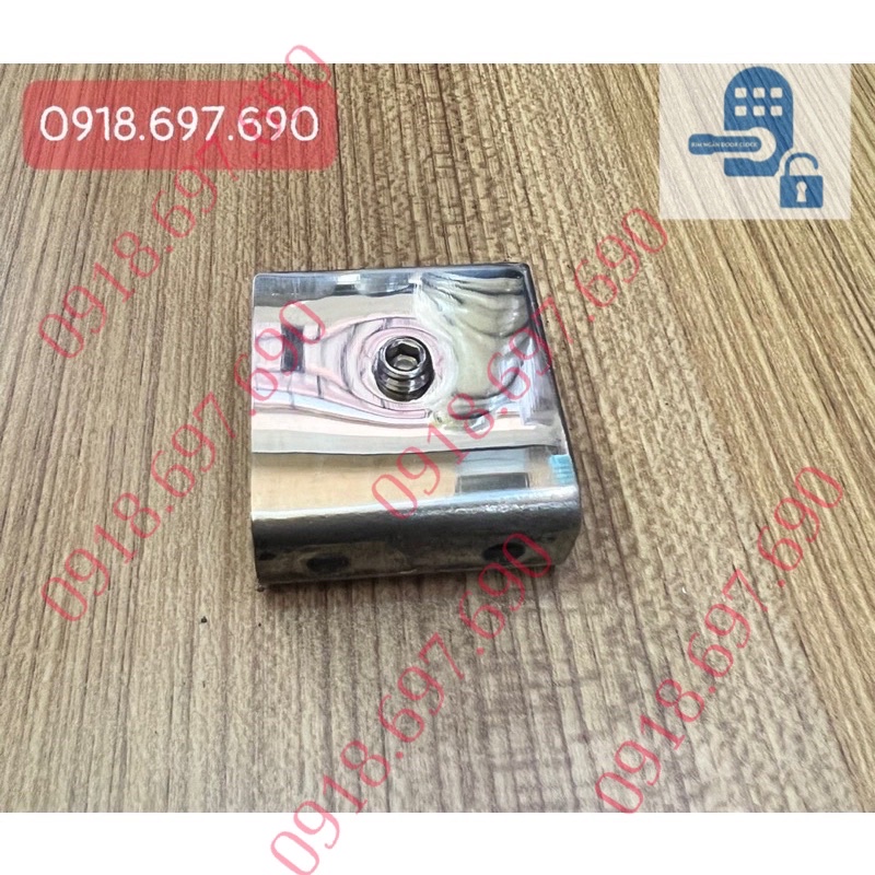 Bát U42mm kẹp kính kệ nhà tắm - vách kính cố định kính 10-12mm kèm vít  bắt  304 và tacke