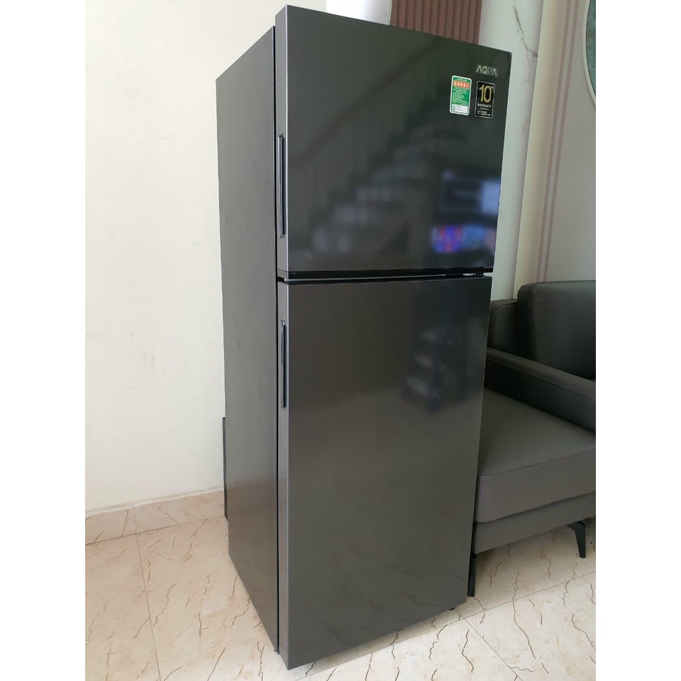 Tủ lạnh Aqua Inverter 212 lít AQR-T239FA