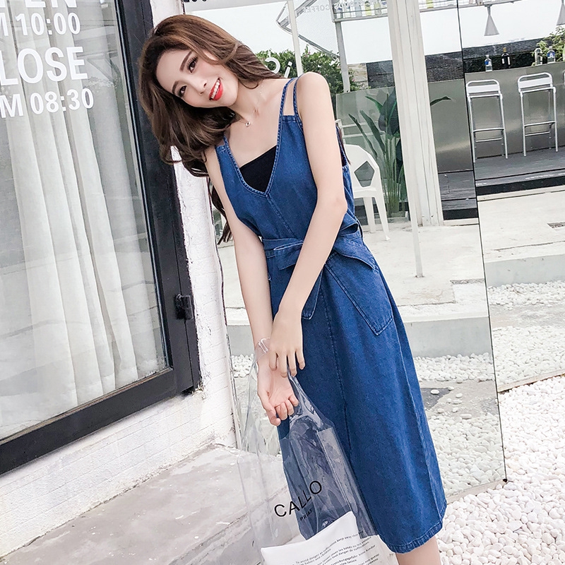 Đầm Yếm Jean Dáng Chữ A Cổ Chữ V Xinh Xắn Thời Trang | BigBuy360 - bigbuy360.vn