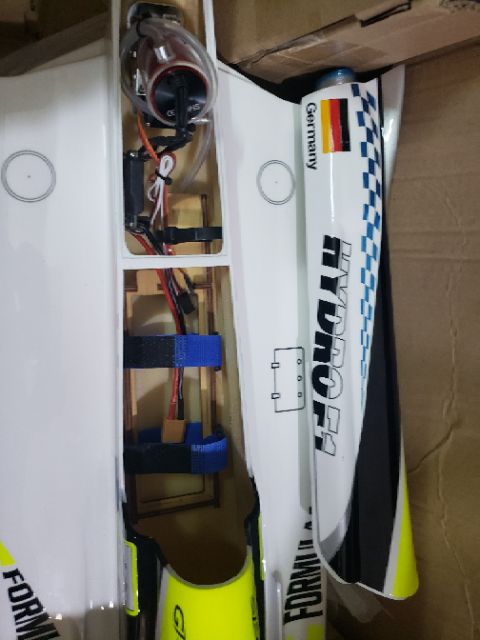Tàu chạy  pin siêu tốc độ 100km/h