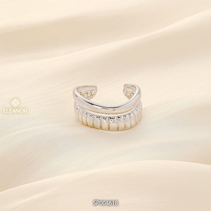 Nhẫn nữ hở titan Eleanor Accessories màu vàng phụ kiện trang sức thời trang kiểu dáng đa dạng