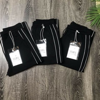 Quần legging sọc.