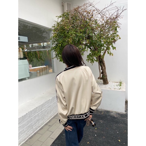 Áo khoác bomber nữ màu trơn đơn giản thương hiệu Dior CD 2022 cao cấp màu đen trắng thời trang